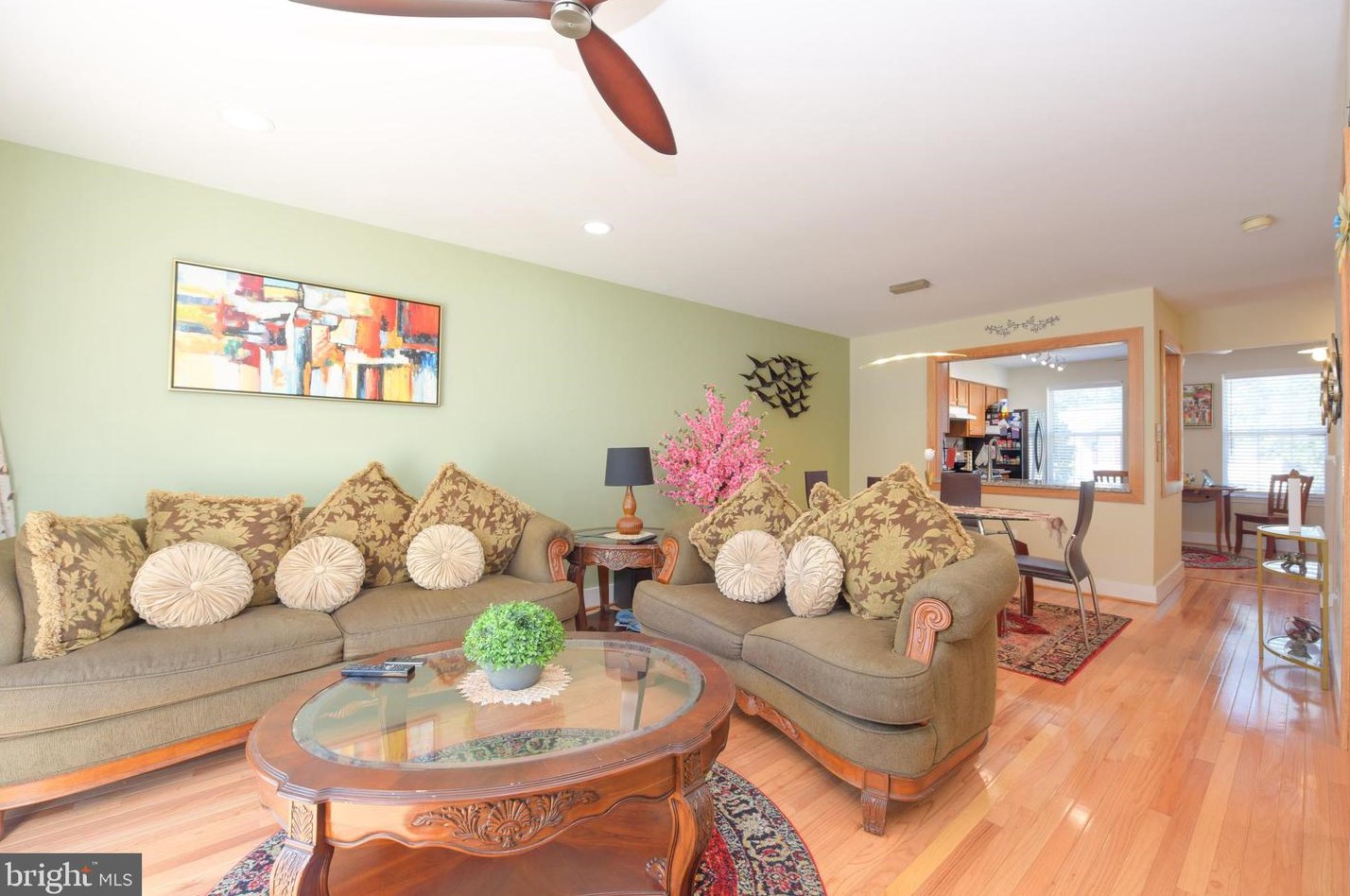 6805 Chasewood Cir, Centreville, VA 20121-5031