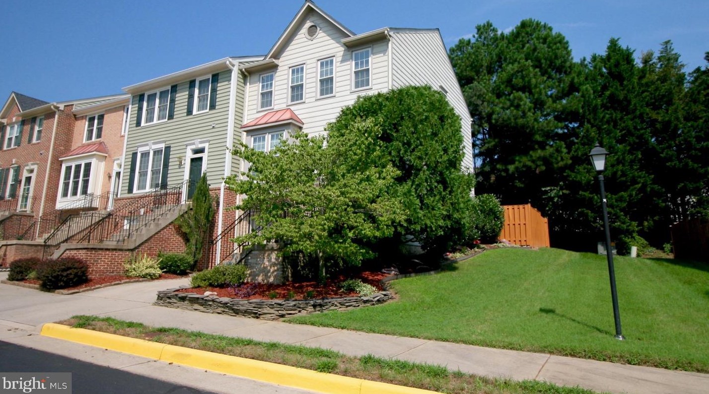 7710 Hickory Glen Way, Springfield, VA 22153