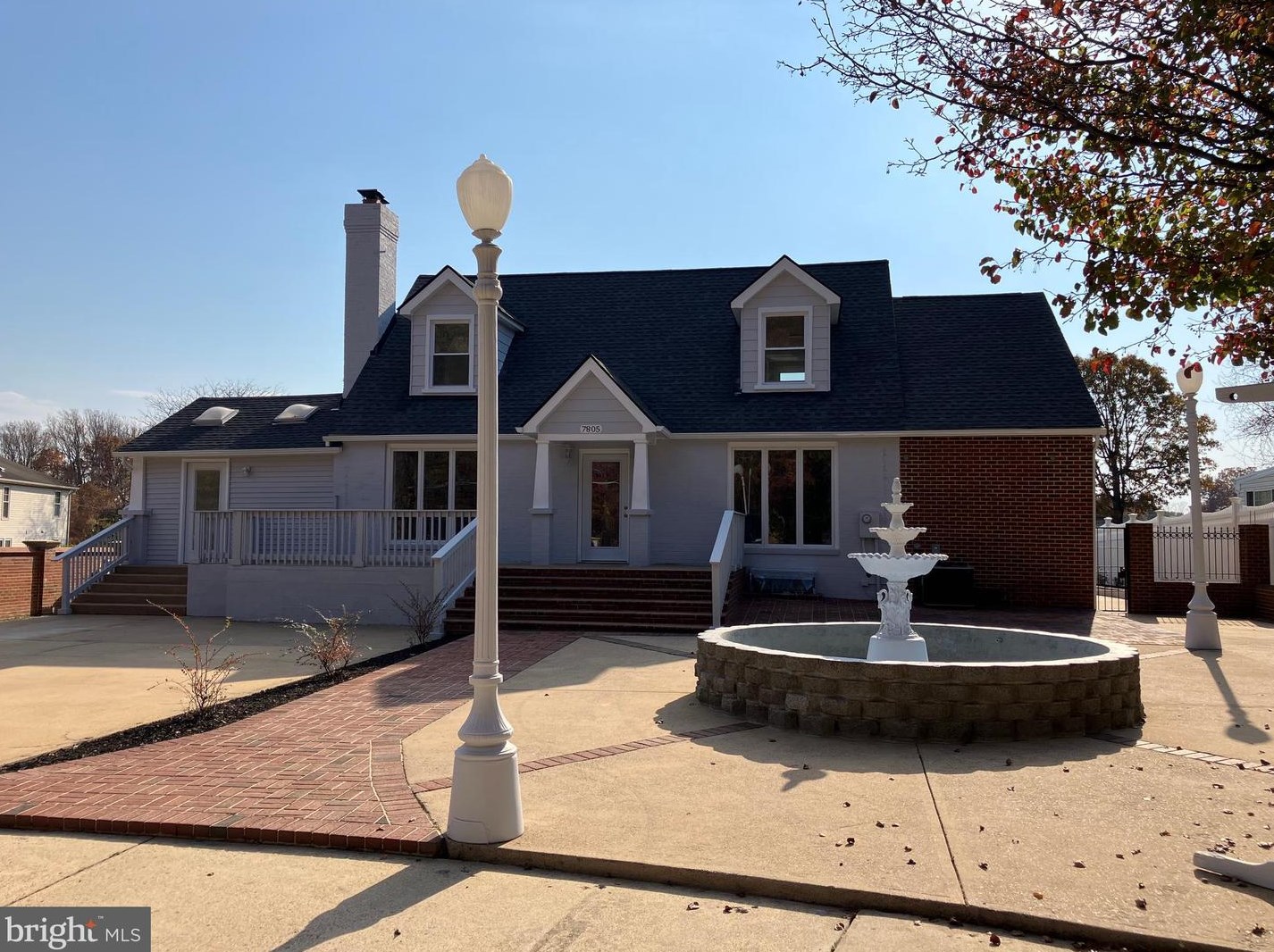 7805 Hooes Rd, Springfield, VA 22152