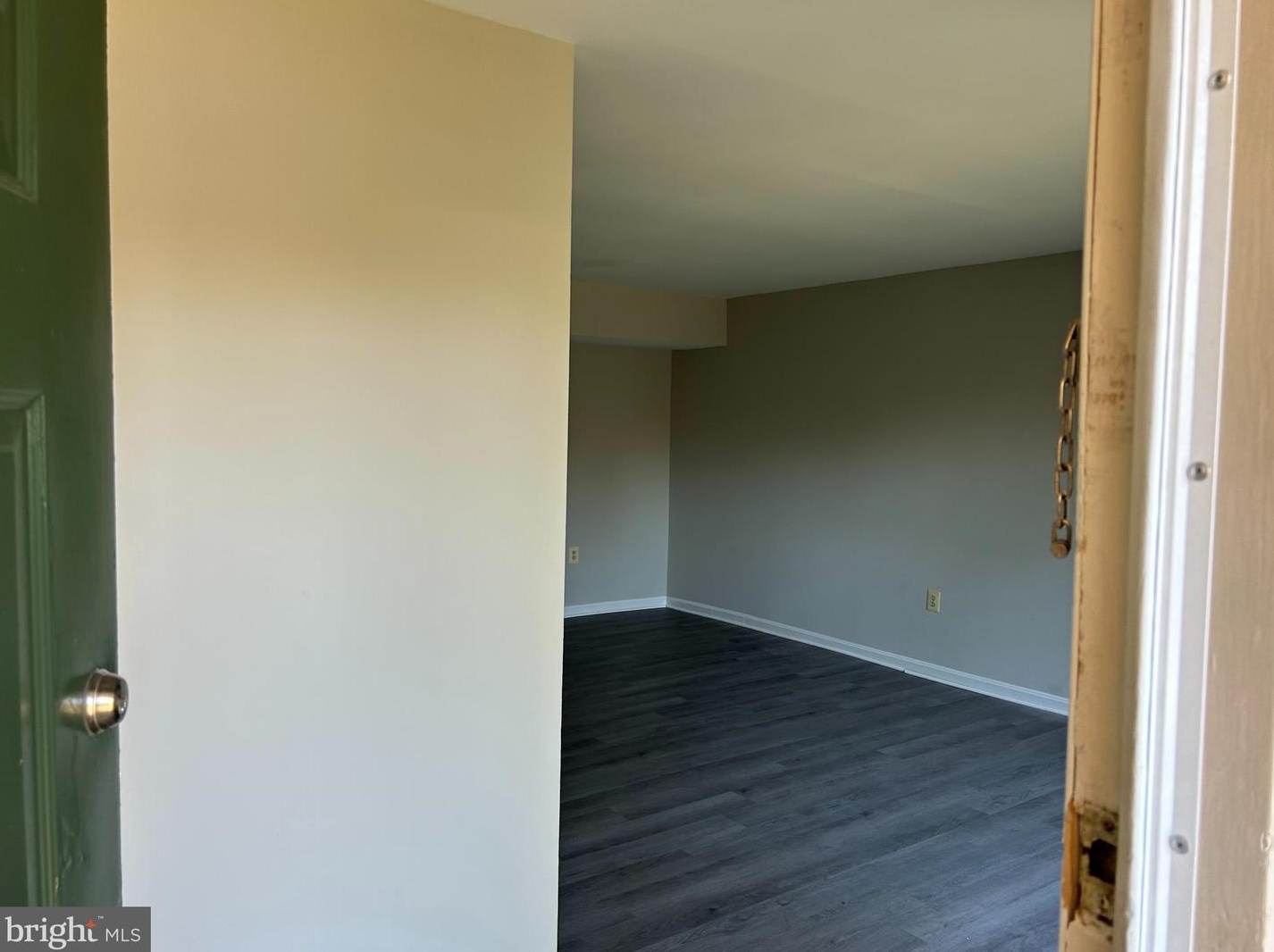 4592 Conwell Dr #159, Annandale, VA 22003