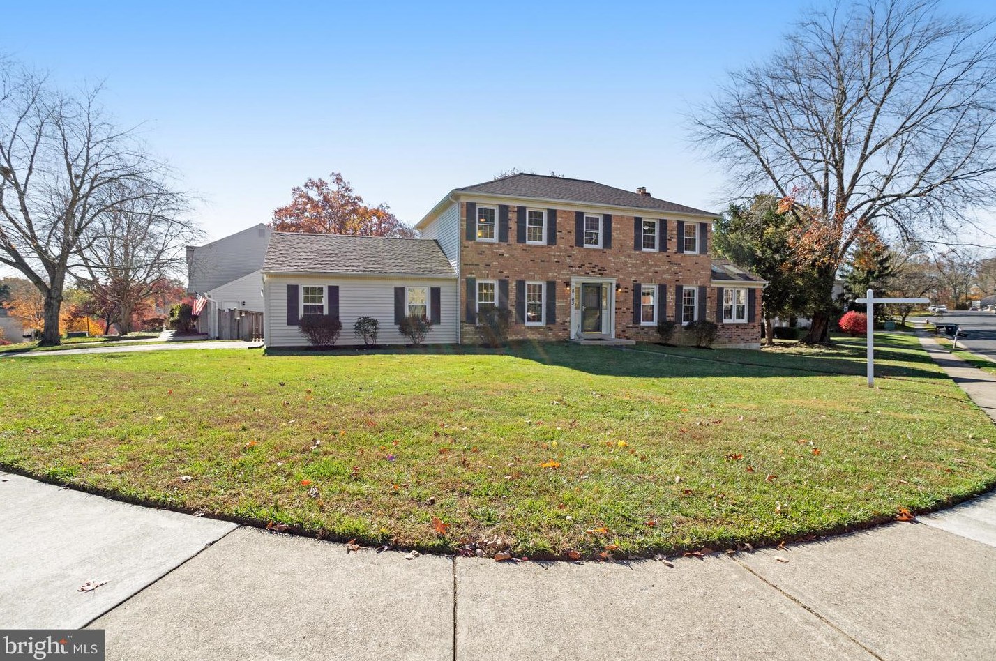 8103 Viola St, Springfield, VA 22152