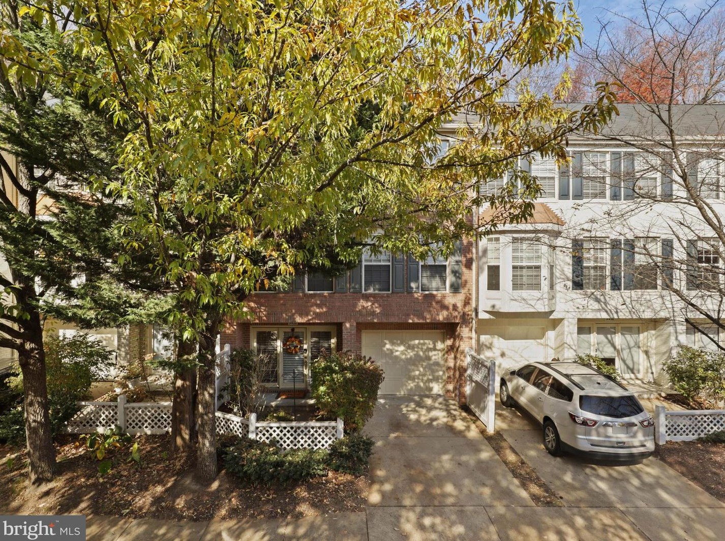 9428 Colonade Dr, Vienna, VA 22181