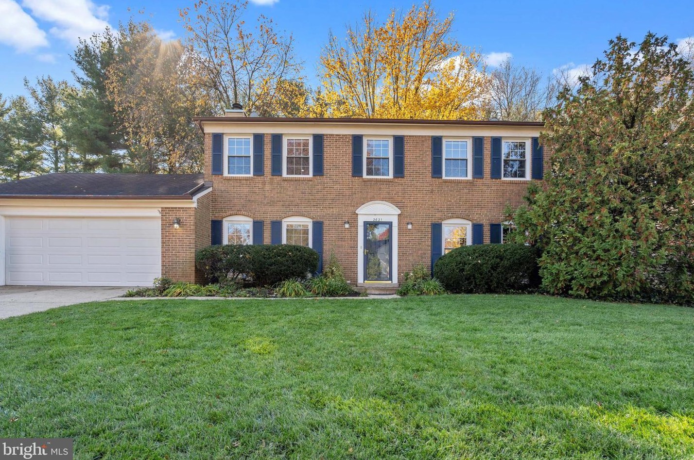 2621 John Milton Dr, Herndon, VA 20171