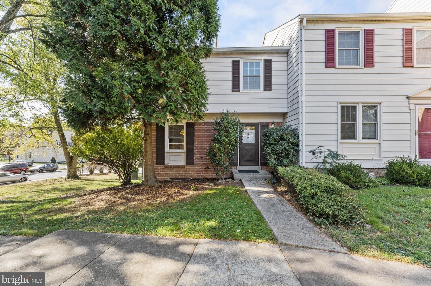 4920 Van Masdag Ct, Annandale, VA 22003