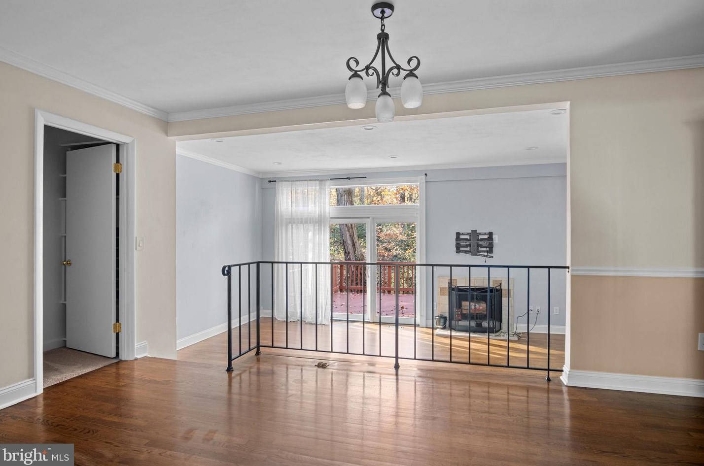 2350 Generation Dr, Herndon, VA 20191