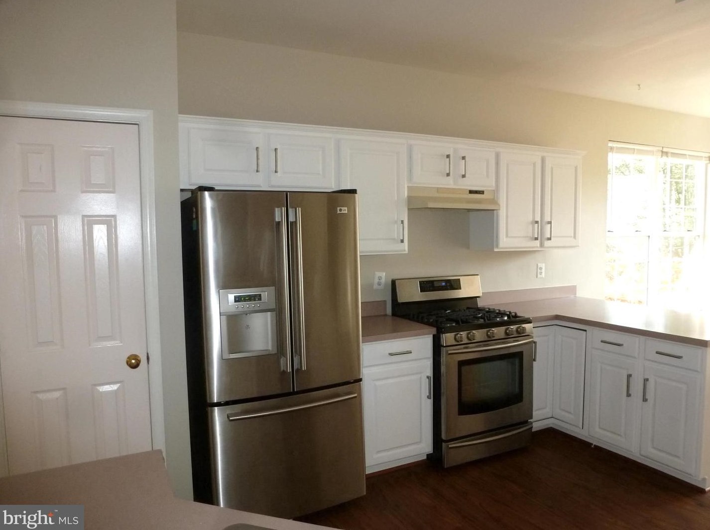 9522 Daniel Lewis Ln, Vienna VA  22181-6170 exterior