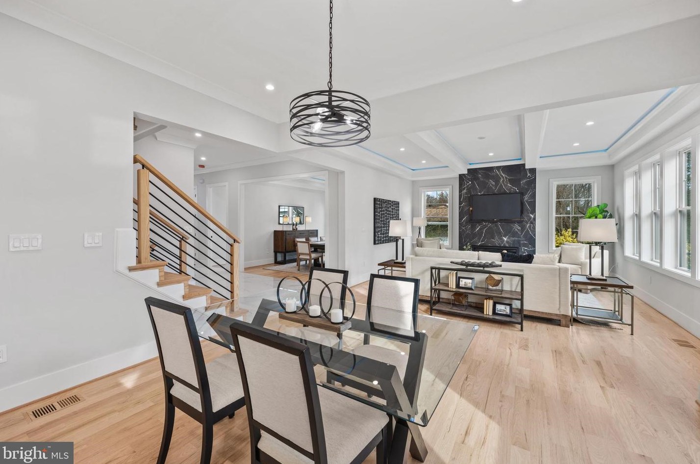 404 Orleans Cir, Vienna VA  22180-6470 exterior