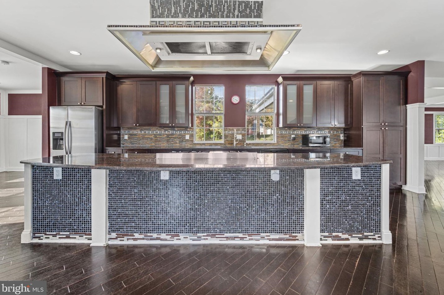 2621 Stenhouse Pl, Vienna VA  22027-1308 exterior