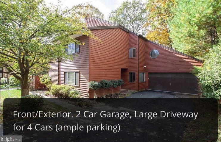 2124 S Bay Ln, Herndon, VA 20191