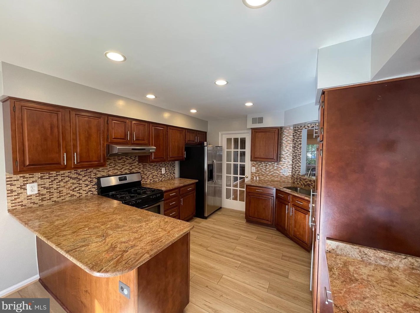 3968 Clares Ct, Fairfax VA  22033-4643 exterior