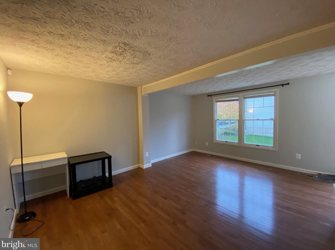 9908 Oakdale Woods Ct, Vienna VA  22181-6086 exterior