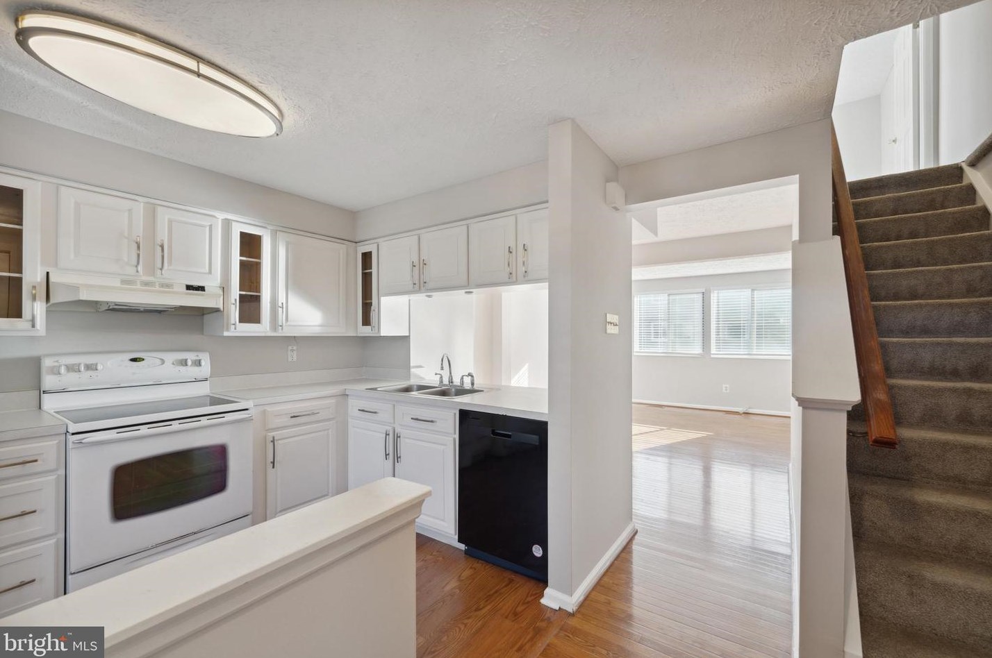 8555 Blackfoot Ct, Lorton, VA 22079