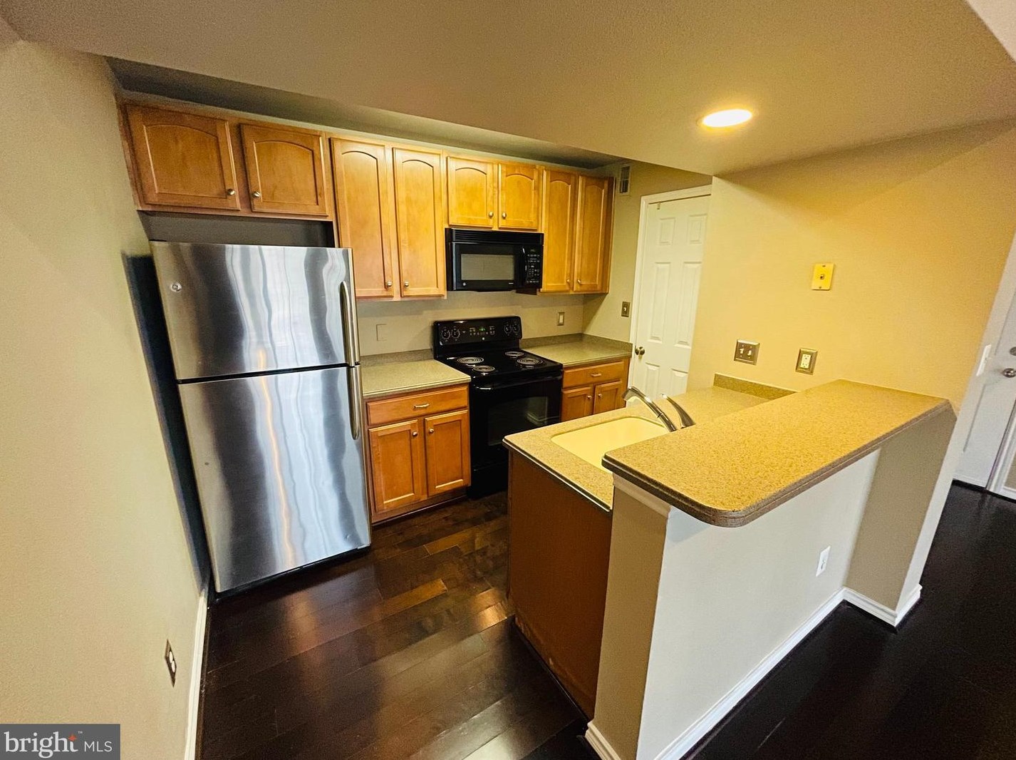 3906 Penderview Dr #733, Fairfax, VA 22033