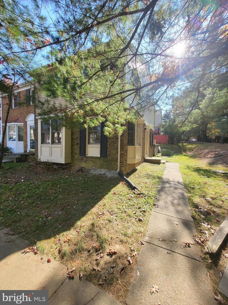 5000 Mcfarland Dr, Fairfax, VA 22032