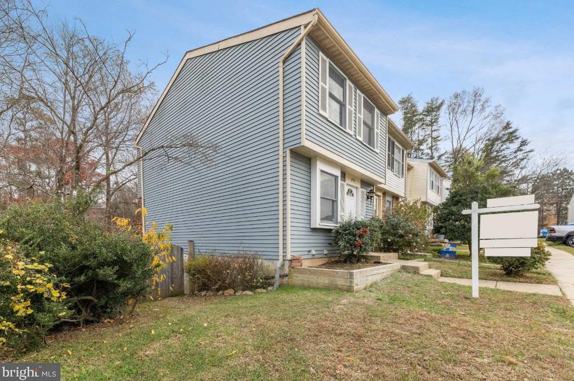 8751 Kanawha Ct, Lorton, VA 22079