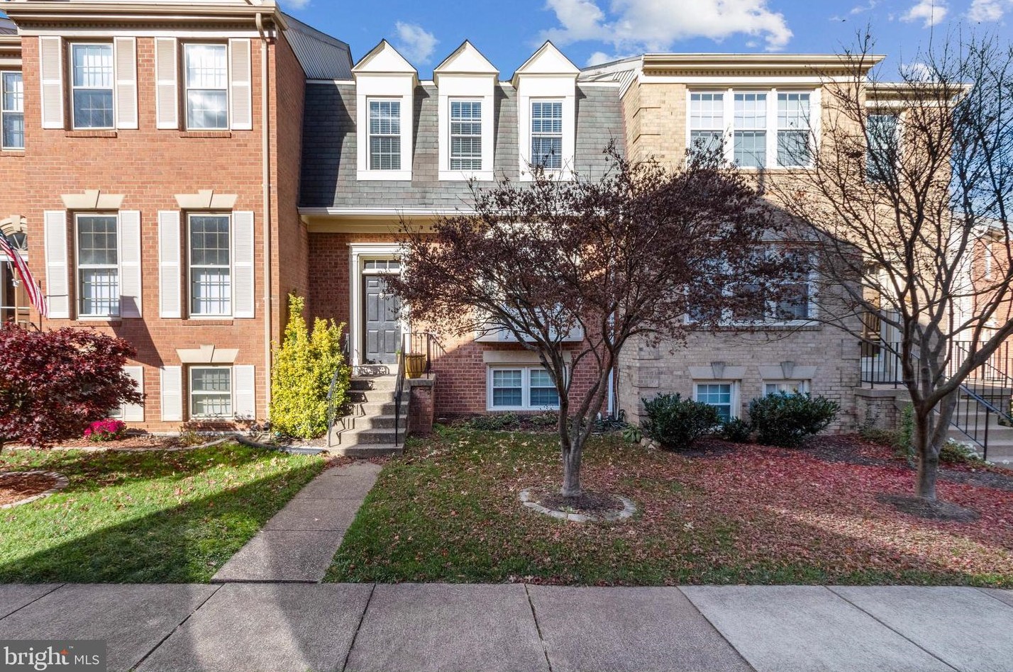 4022 Gregg Ct, Fairfax, VA 22033