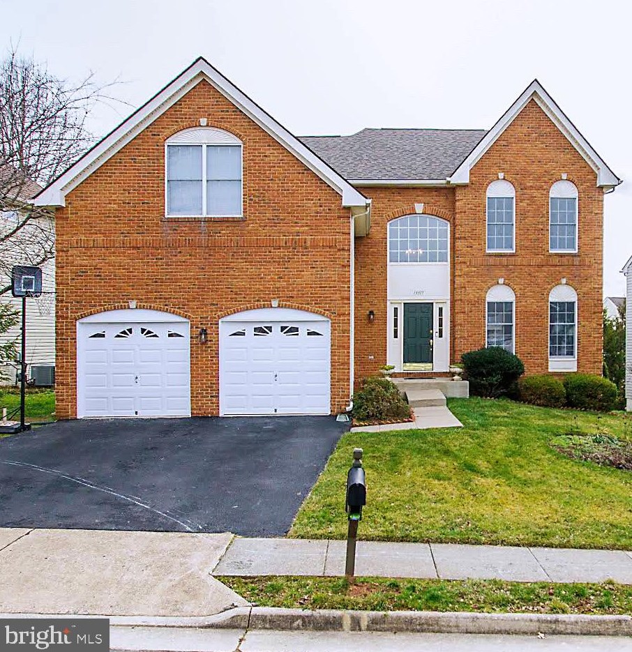 13317 Horsepen Woods Ln, Herndon, VA 20171