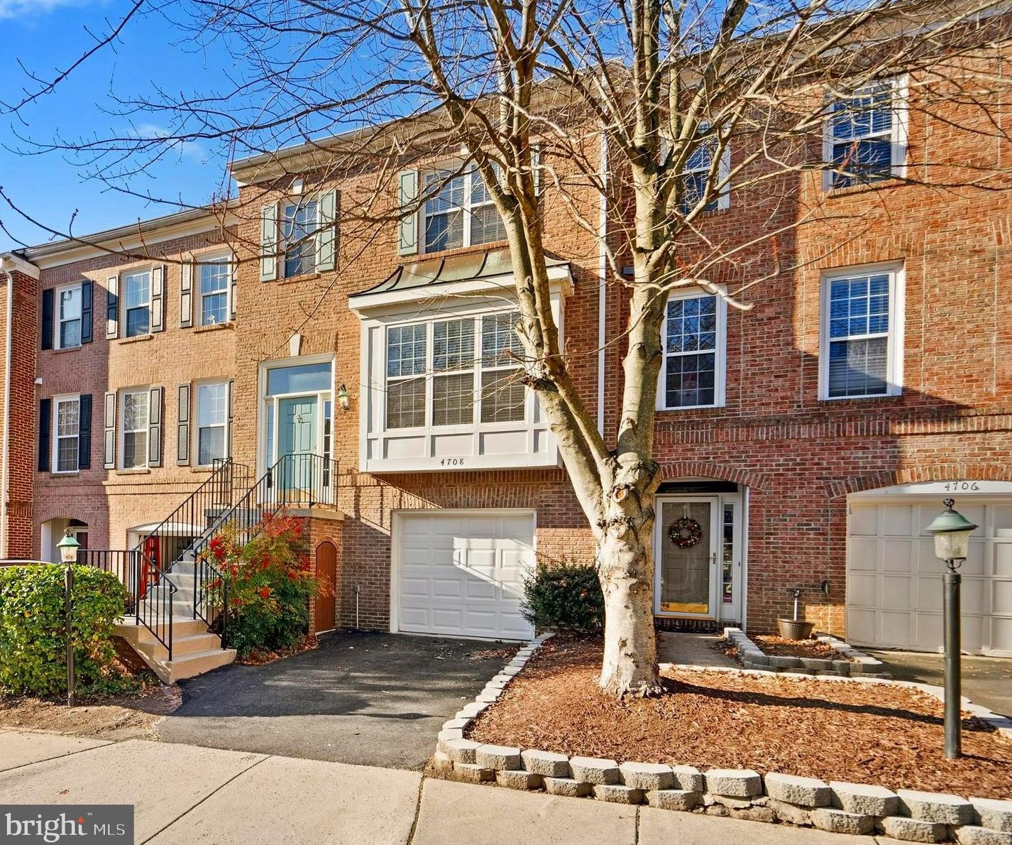 4708 Caronia Way, Fairfax, VA 22030-6166