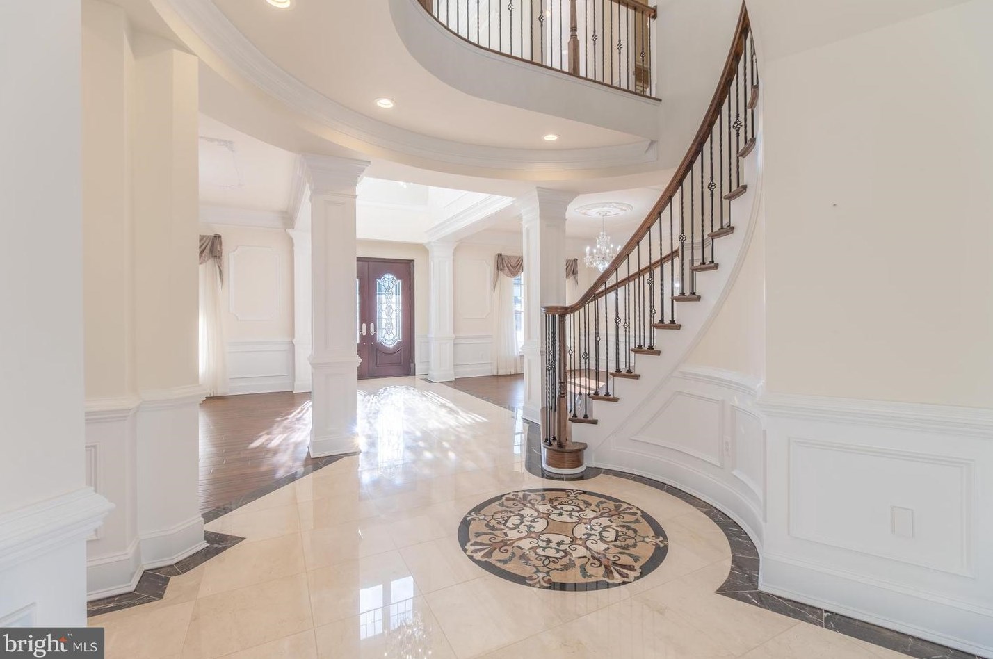 3445 Gallows Rd, Falls Church VA  22042-3340 exterior
