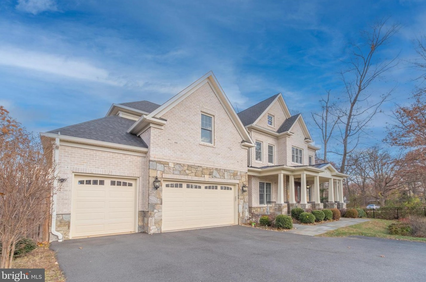 3445 Gallows Rd, Falls Church VA  22042-3340 exterior