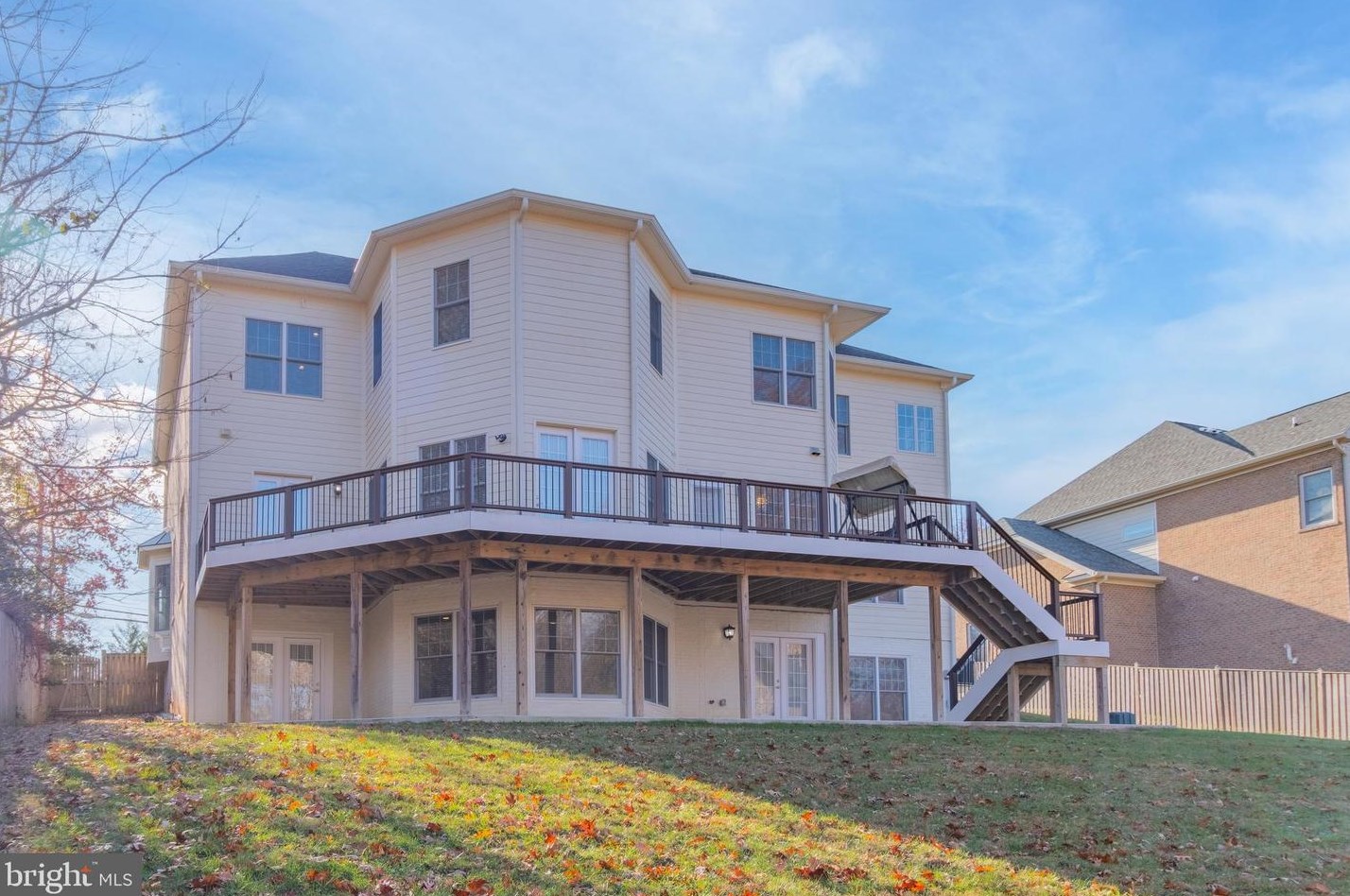 3445 Gallows Rd, Falls Church VA  22042-3340 exterior