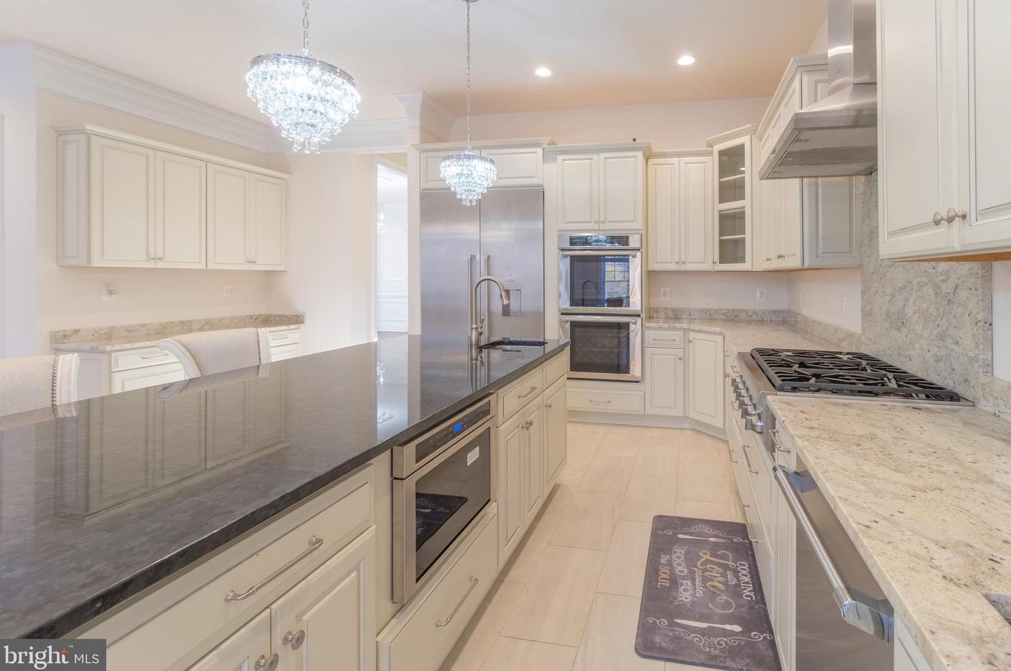 3445 Gallows Rd, Falls Church VA  22042-3340 exterior