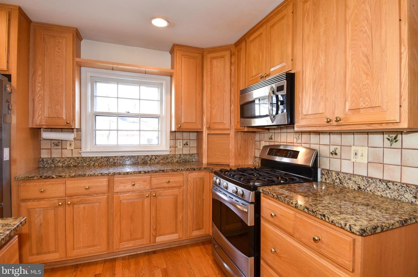 2404 Williams Ave, Vienna, VA 22180