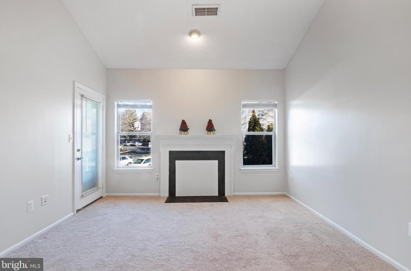 14312 Climbing Rose Way #202, Centreville, VA 20121