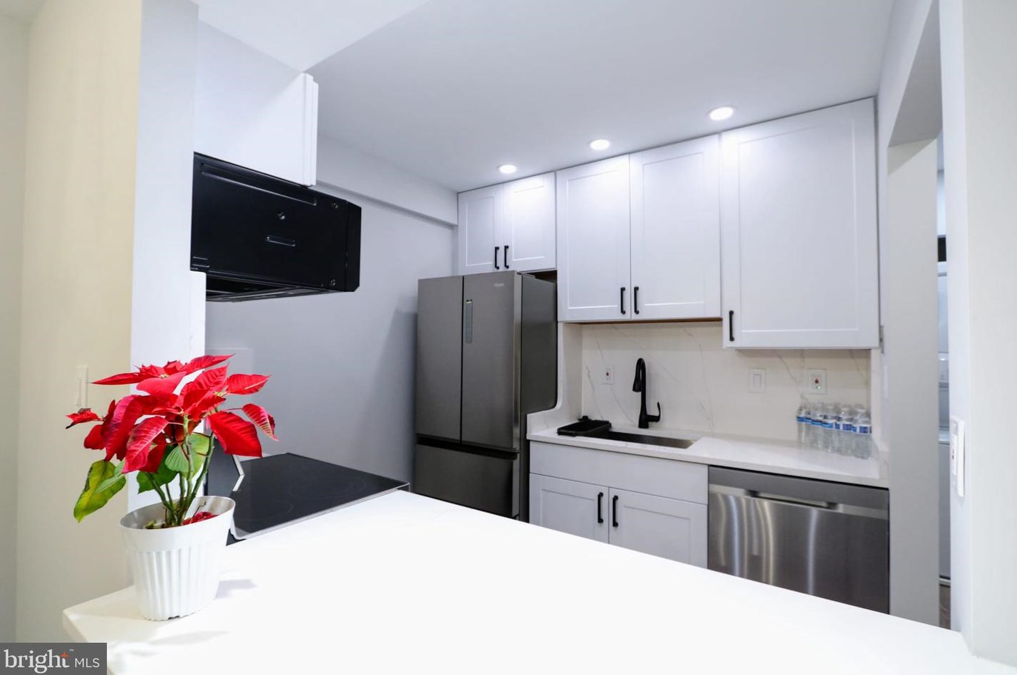 5928 Cove Landing Rd Apt 204, Springfield, VA 22015
