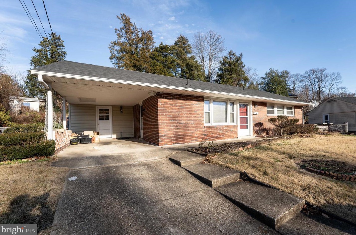 5307 Juxon Pl, Springfield, VA 22151