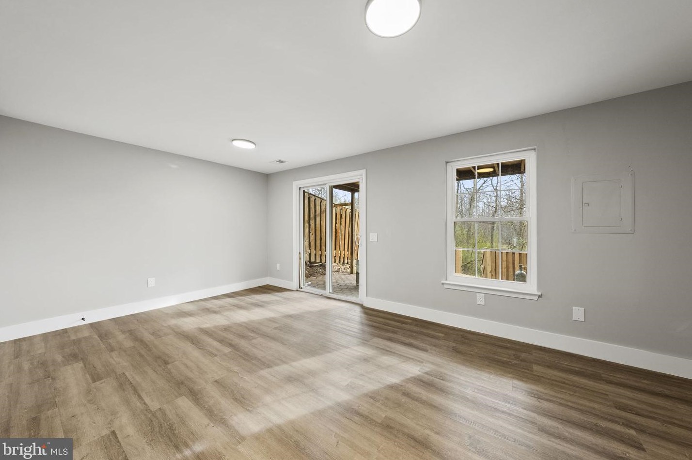 14944 Ampstead Ct, Centreville VA  20120-1849 exterior