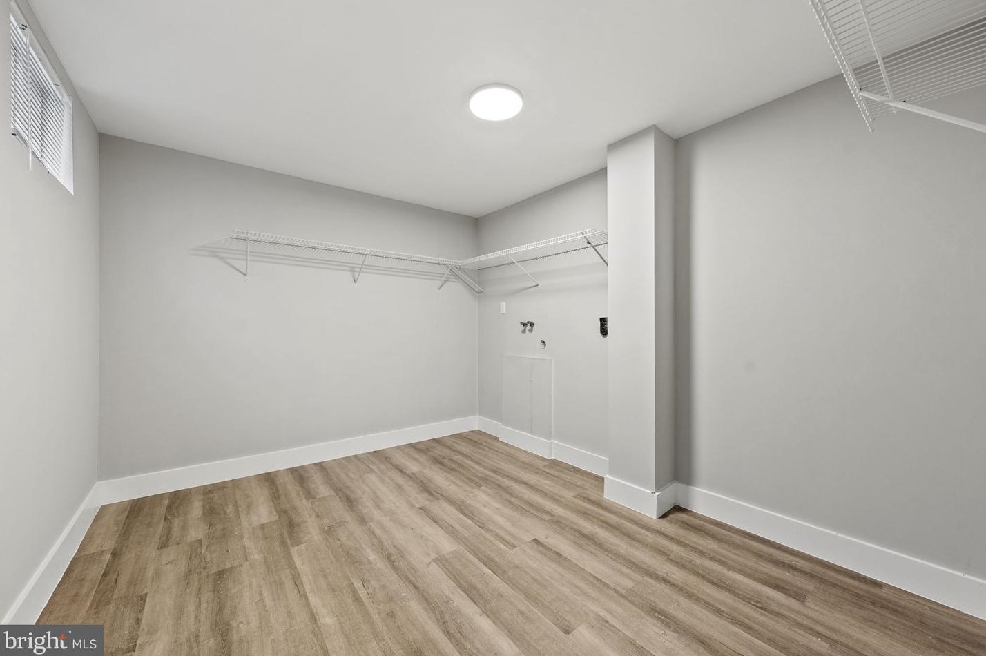 14944 Ampstead Ct, Centreville VA  20120-1849 exterior