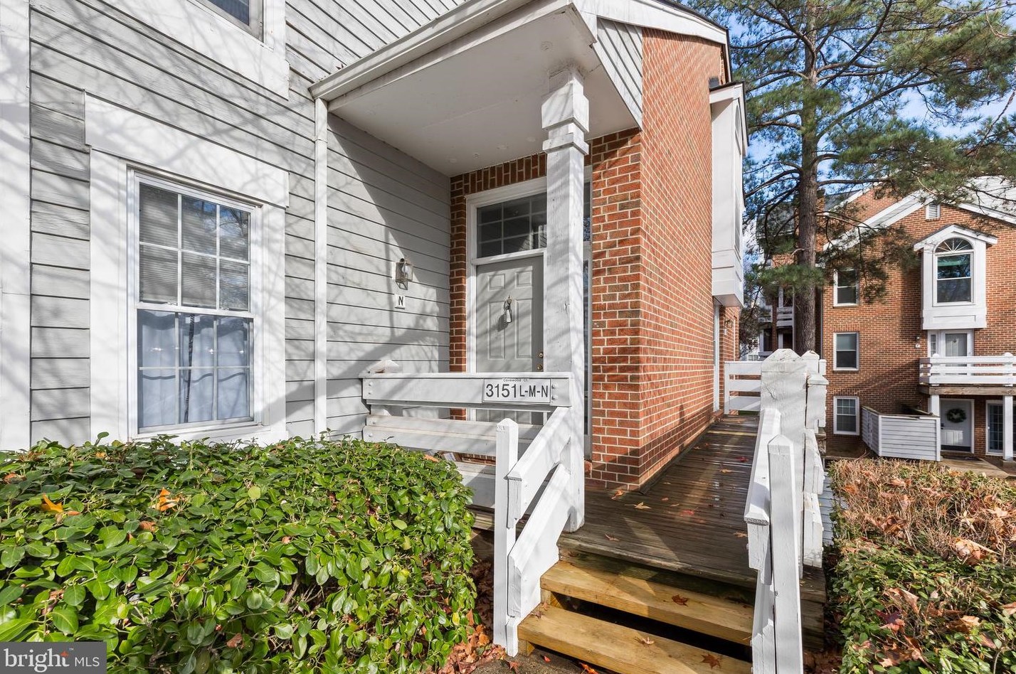 3151 Covewood Ct Apt N, Falls Church, VA