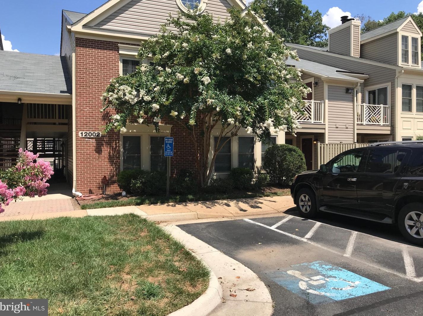 12002 Ridge Knoll Dr #7, Fairfax, VA 22033