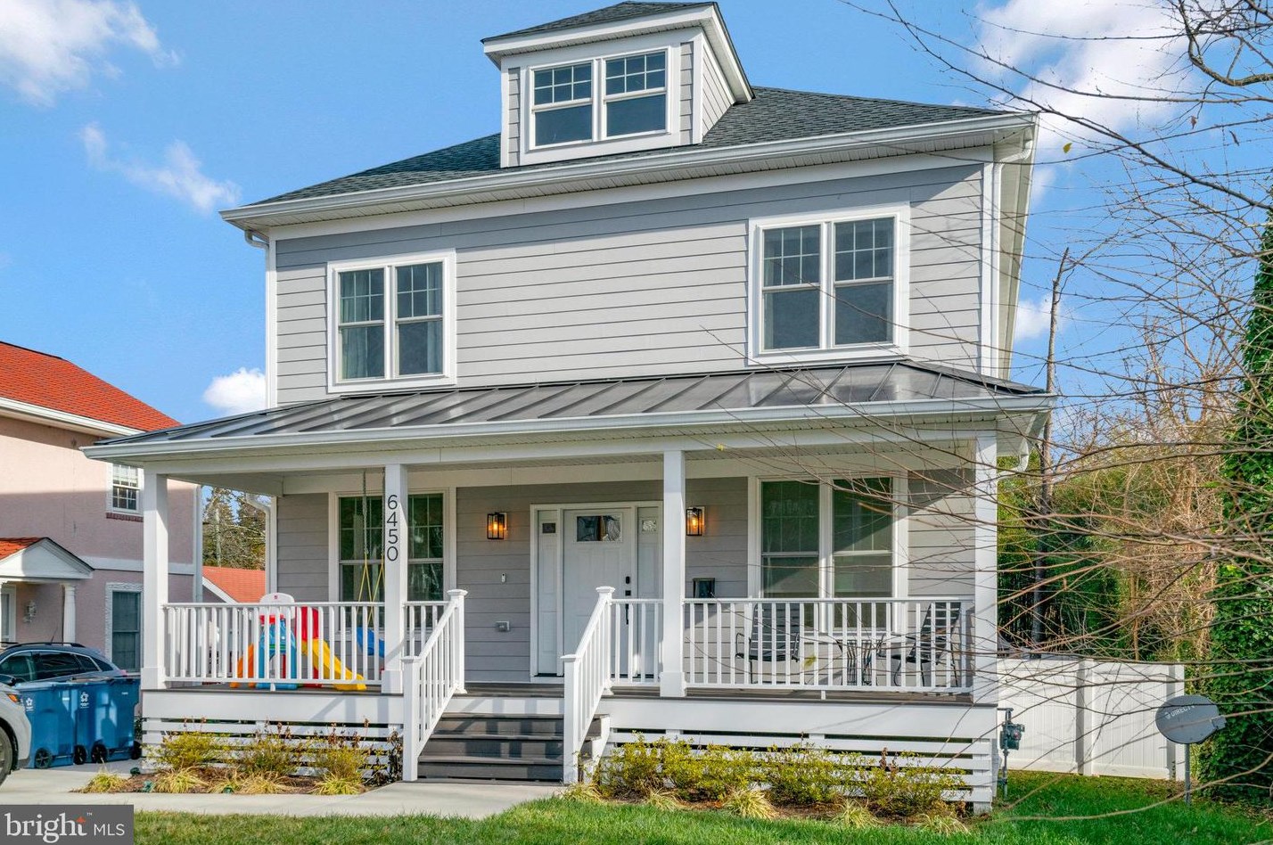6450 Holyoke Dr, Annandale, VA 22003