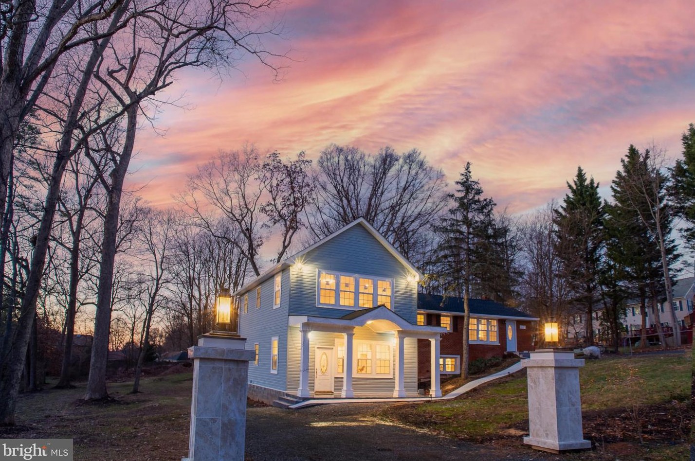 12200 Ox Hill Rd, Fairfax, VA 22033