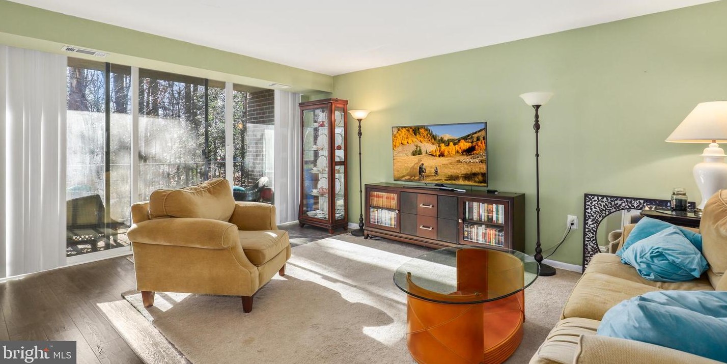 1550 Northgate Square #12b, Herndon, VA 20190