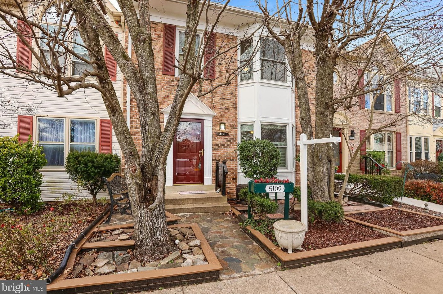 5109 Glen Meadow Ct, Centreville, VA 20120-1365