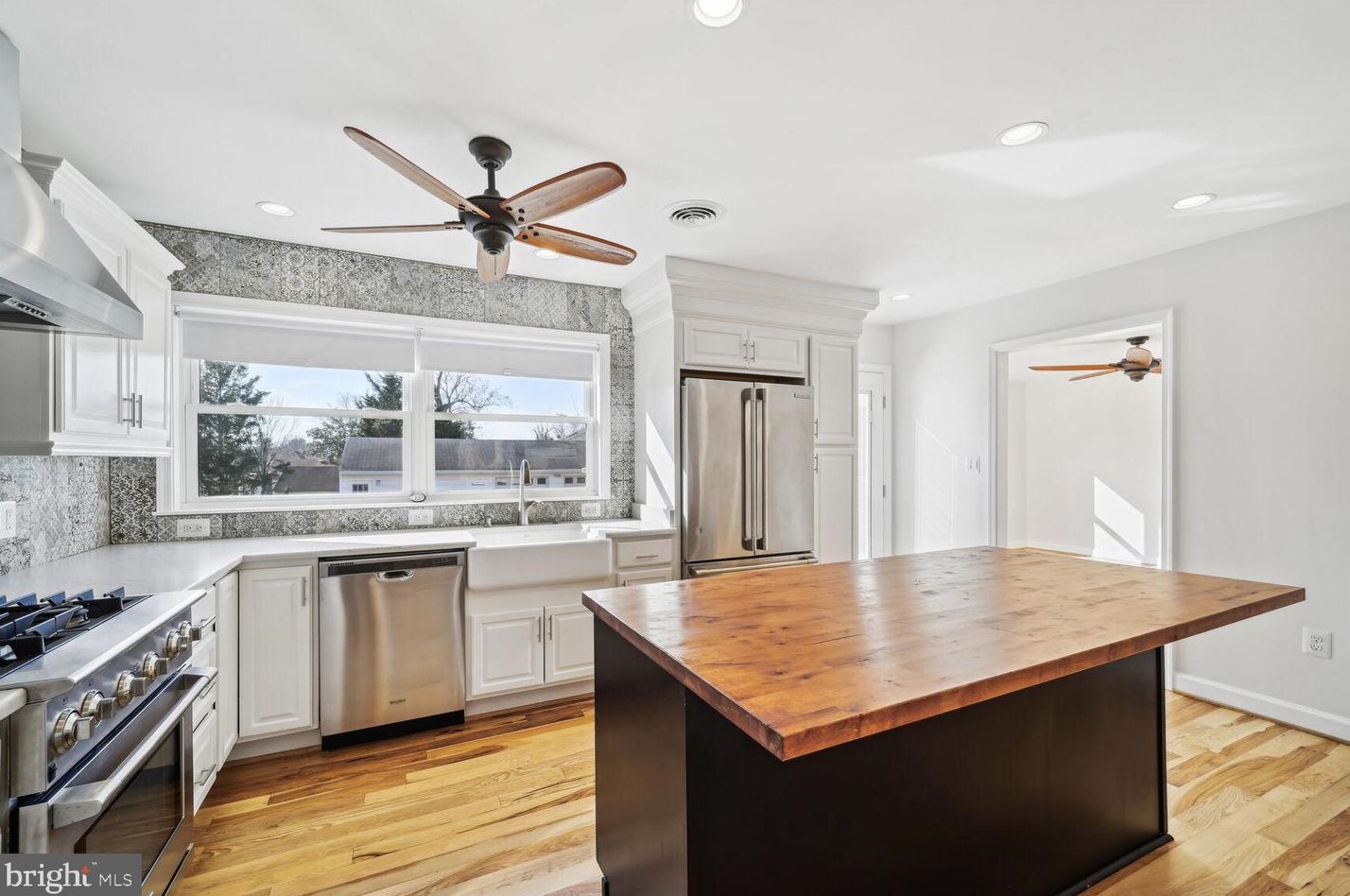 7108 Wilburdale Dr, Annandale, VA 22003