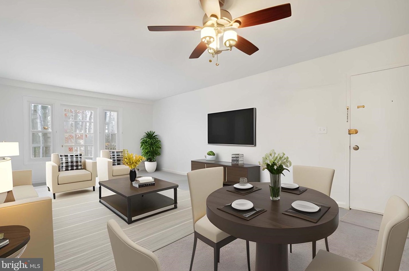 5900 Kingsford Rd #426, Springfield, VA 22152