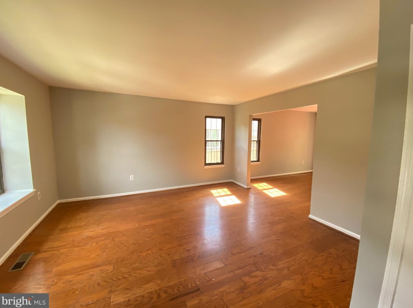 6012 Scarborough Commons Ln, Springfield, VA 22015