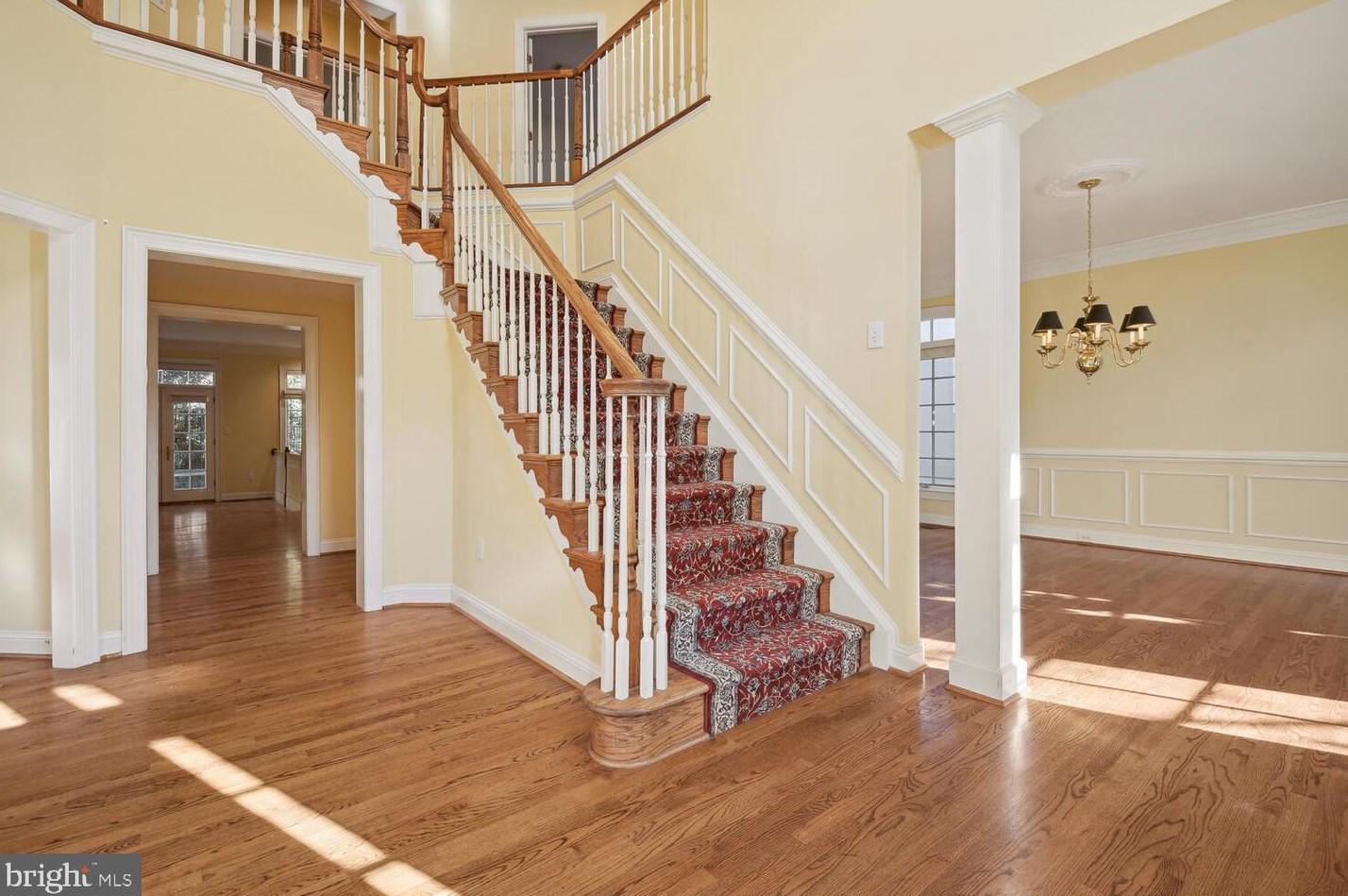 7403 Old Maple Sq, Mc Lean VA  22102-2818 exterior