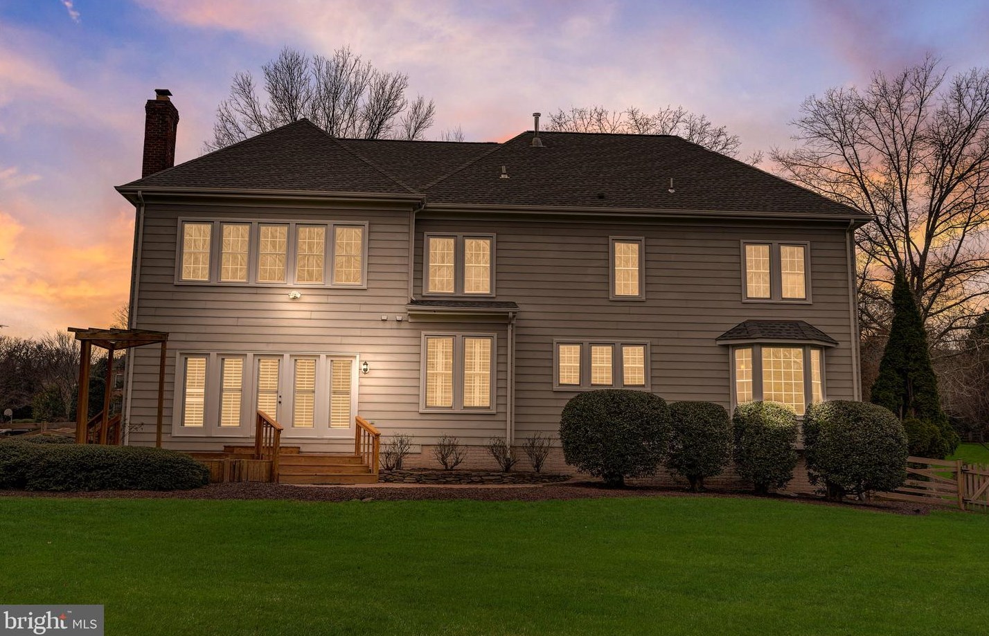 1209 Tottenham Ct, Herndon, VA 20194
