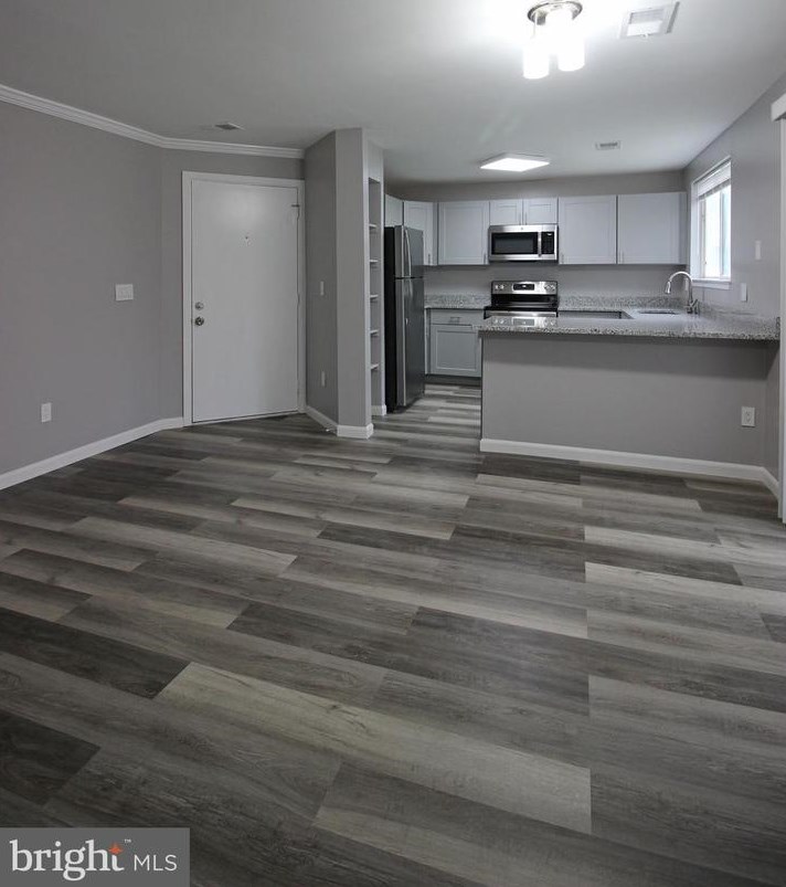 11721 Summerchase Cir #c, Herndon, VA