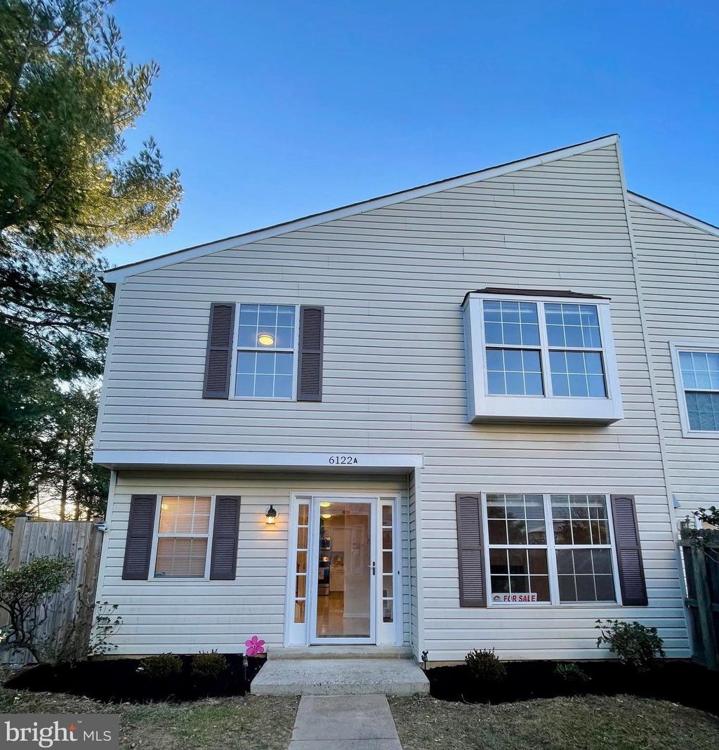 6122 Hoskins Hollow Cir, Centreville, VA 20121