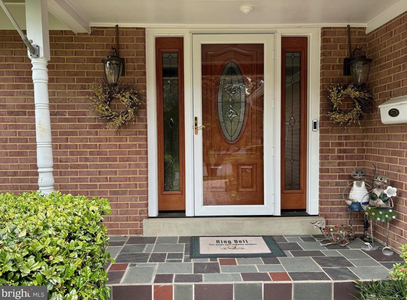 2017 Powhatan St, Falls Church, VA 22043