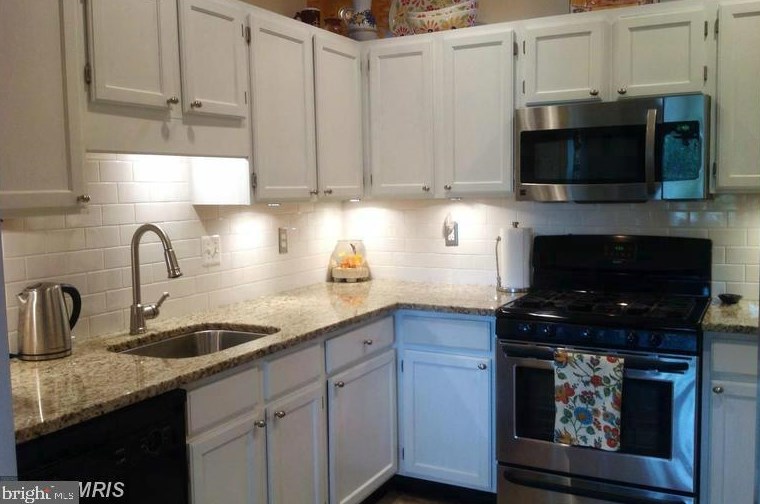 14304 Rosy Ln #26, Centreville, VA 20121