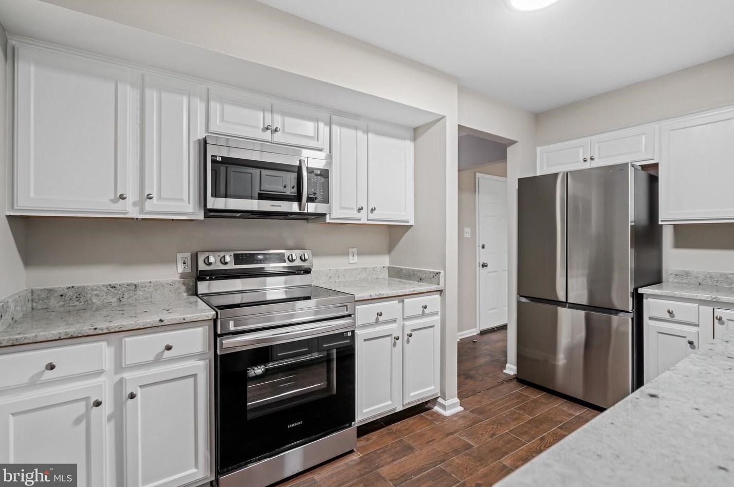 705 Hunter Ct, Vienna, VA 22180-6241