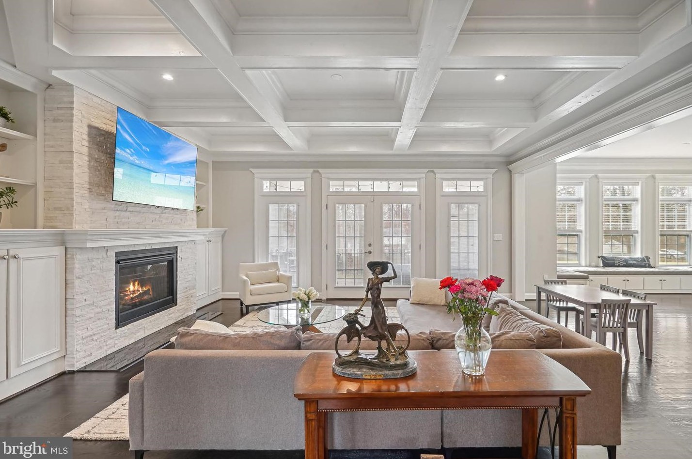 10713 Rosehaven St, Fairfax VA  22030-2826 exterior