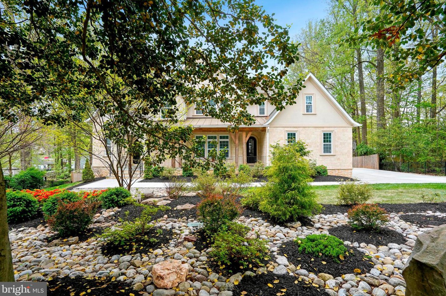 10713 Rosehaven St, Fairfax VA  22030-2826 exterior